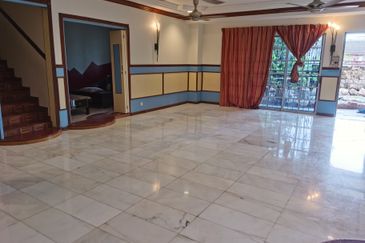 OUG/Taman Yarl Corner 2 Storey Semi D for Rent