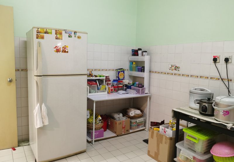 OUG 2 Storey Terrace Near OUG Market For Sale