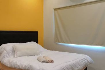 OUG/Taman Yarl 3 Storey Semi D For Sale