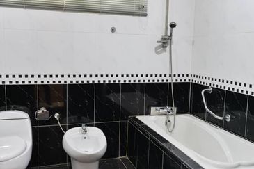 OUG/Taman Yarl 3 Storey Fully Furnished Semi D