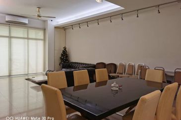 OUG/Taman Yarl 3 Storey Fully Furnished Semi D