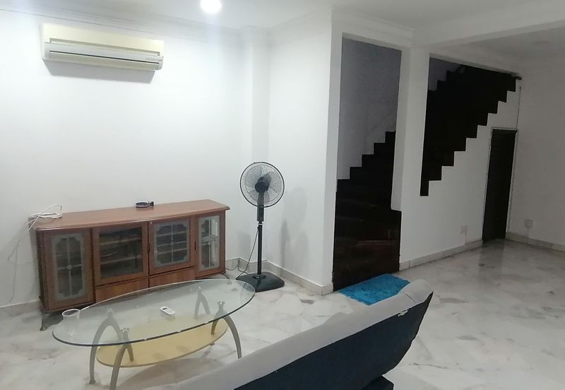 OUG/Happy Garden Ground Floor Townhouse For Rent