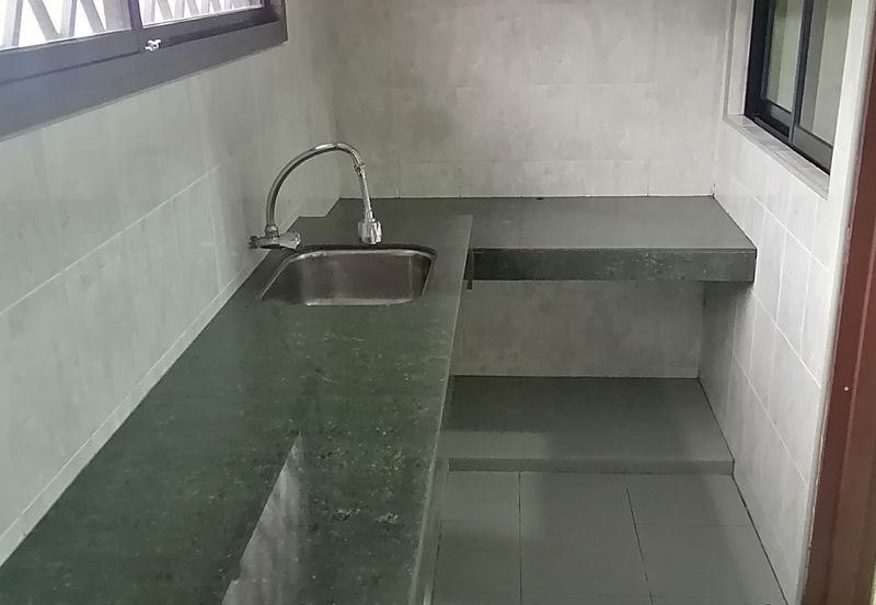 OUG/Happy Garden Ground Floor Townhouse For Rent