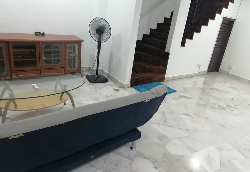 OUG/Happy Garden Ground Floor Townhouse For Rent