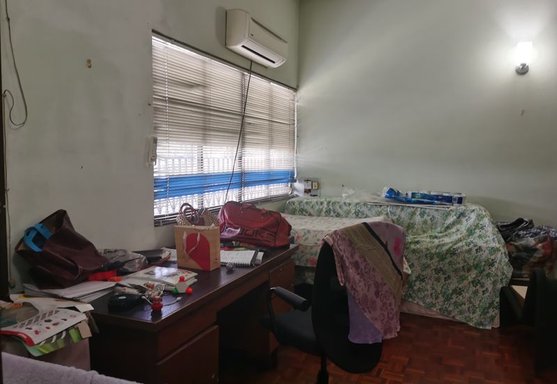 OUG/Taman United 2 Storey Bungalow For Sale