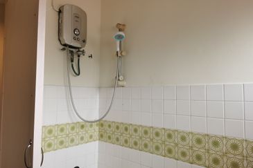 OUG/Taman Desa Gated Guarded 2 Storey Terrace Rent