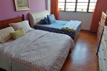 OUG/Happy Garden Gated Guarded 3 Storey Terrace