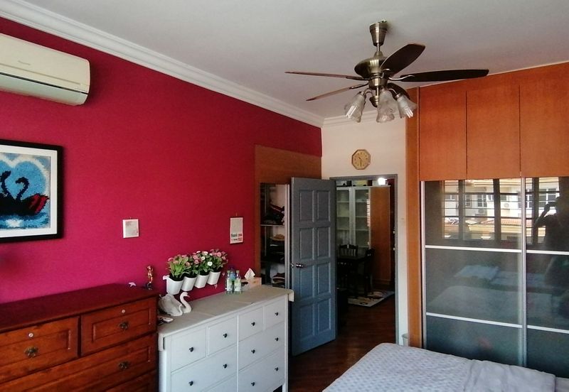 OUG/Happy Garden Gated Guarded 3 Storey Terrace