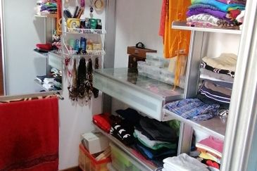 OUG/Happy Garden Gated Guarded 3 Storey Terrace