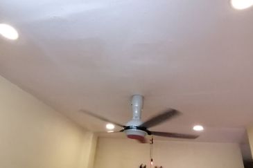 OUG/Happy Garden Rebuilt 2 Storey Terrace For Sale