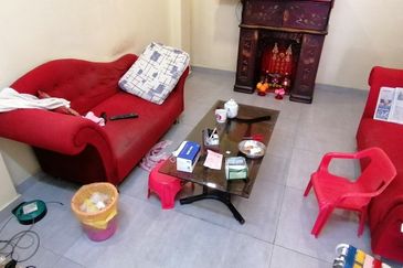 OUG/Happy Garden Rebuilt 2 Storey Terrace For Sale