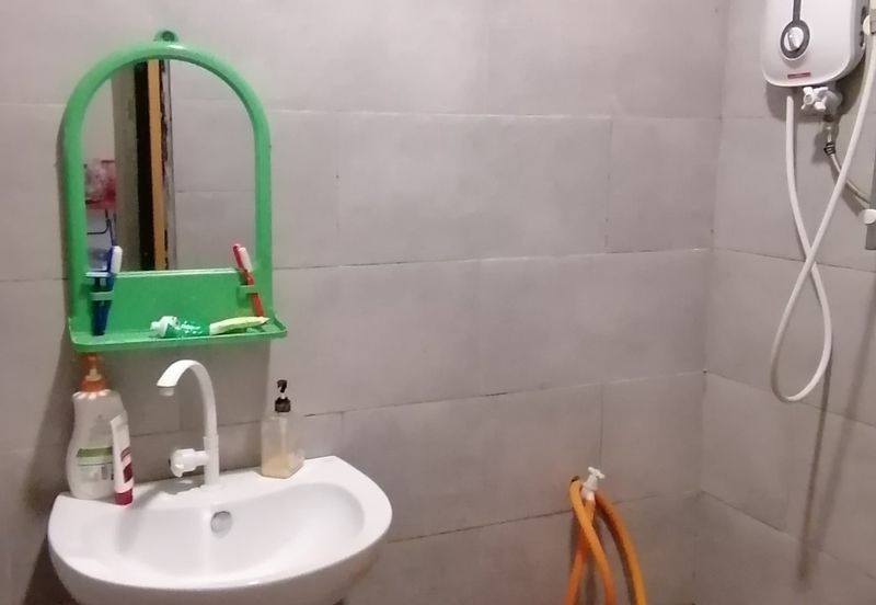 OUG/Happy Garden Rebuilt 2 Storey Terrace For Sale