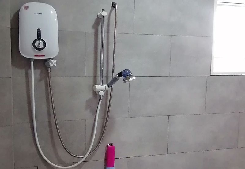 OUG/Happy Garden Rebuilt 2 Storey Terrace For Sale