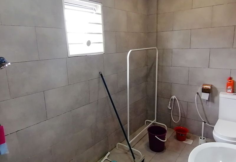 OUG/Happy Garden Rebuilt 2 Storey Terrace For Sale