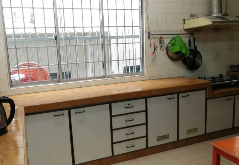 OUG/Happy Garden Fully Furnished 2 Storey Terrace 