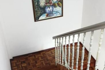 OUG/Happy Garden Fully Furnished 2 Storey Terrace 