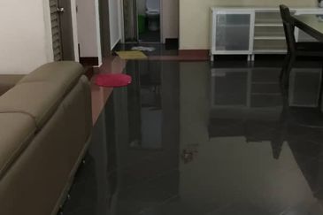 OUG/Happy Garden Fully Furnished 2 Storey Terrace 