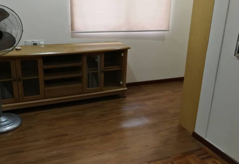 OUG/Happy Garden Fully Furnished 2 Storey Terrace 