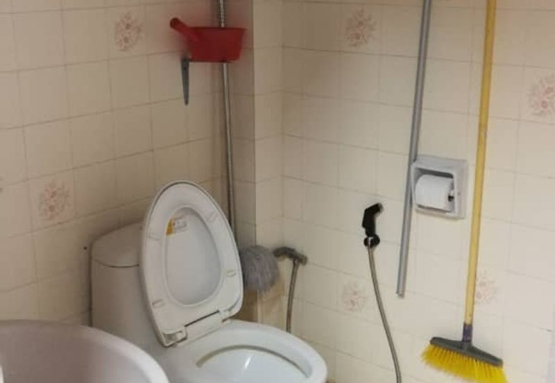 OUG/Happy Garden Fully Furnished 2 Storey Terrace 