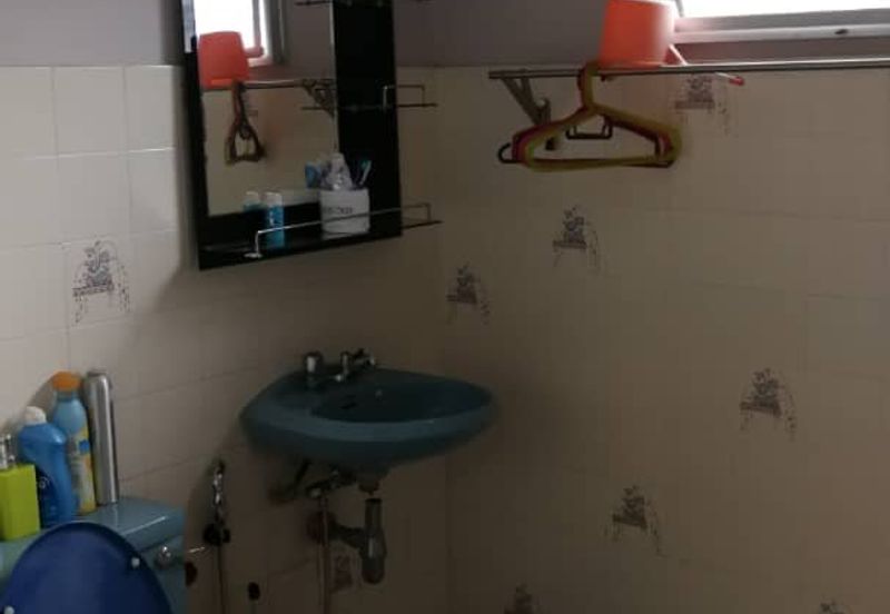 OUG/Happy Garden Fully Furnished 2 Storey Terrace 