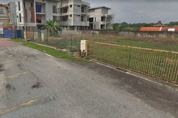 OUG/Taman Yarl Freehold Bungalow Land For Sale