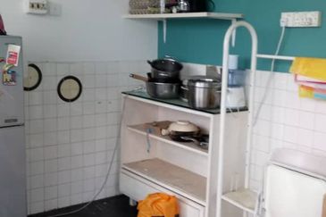 OUG/Old Klang Road Bungalow Basement Floor for Rent