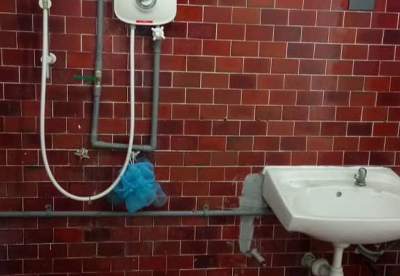 OUG/Old Klang Road Bungalow Basement Floor for Rent