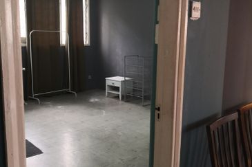 OUG/Old Klang Road Bungalow Basement Floor for Rent