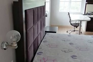 OUG/Taman Yarl 3 Storey Full Renovated Bungalow