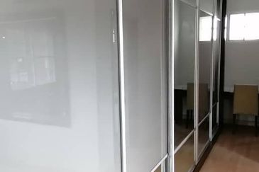 OUG/Taman Yarl 3 Storey Full Renovated Bungalow