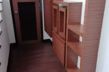 OUG/Taman Yarl 3 Storey Full Renovated Bungalow