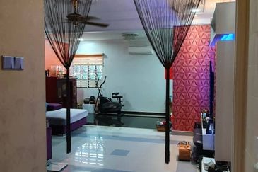 OUG/Salak South/Salak Selatan 1 Storey Corner