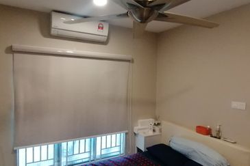 OUG/Happy Garden 1 Storey Corner Terrace For Rent