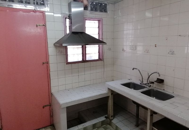 OUG/Happy Garden 2 Storey Terrace House For Sale