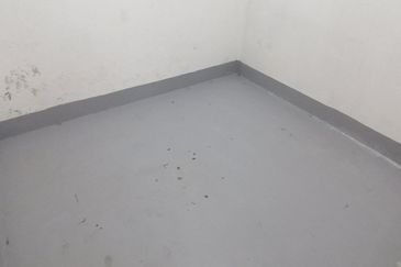 OUG/Happy Garden 2 Storey Terrace House For Sale