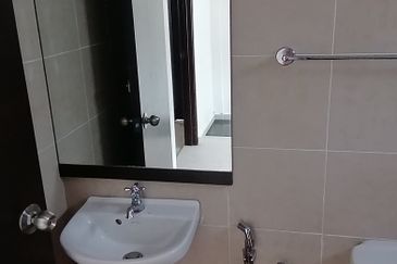 OUG/Old Klang Road Corner 2 Storey Bungalow