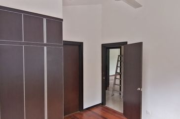 OUG/Old Klang Road Corner 2 Storey Bungalow