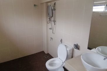 OUG/Old Klang Road Corner 2 Storey Bungalow