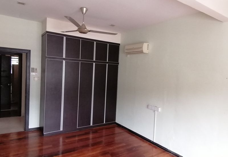 OUG/Old Klang Road Corner 2 Storey Bungalow