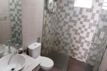 OUG/Old Klang Road Corner 2 Storey Bungalow