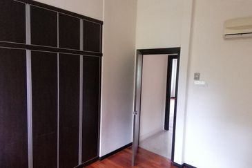 OUG/Old Klang Road Corner 2 Storey Bungalow