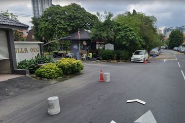 OUG/Taman Yarl Bungalow Lot For Sale