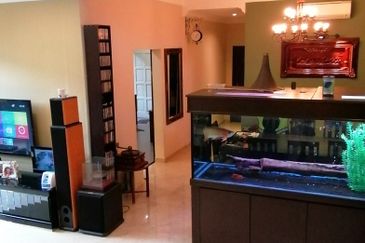 OUG/Taman Yarl 2 Storey Renovated Semi D For Rent