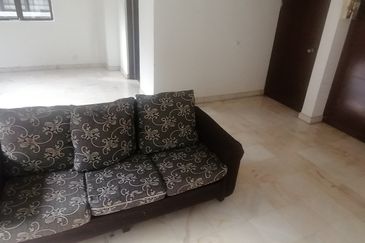 1st Floor Villa OUG Townhouse