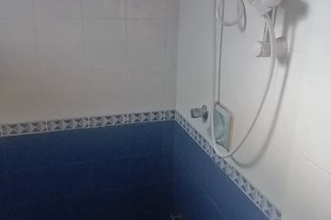 1st Floor Villa OUG Townhouse