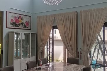 OUG/Taman Yarl 3 Storey Bungalow For Rent