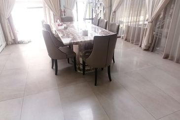 OUG/Taman Yarl 3 Storey Bungalow For Sale