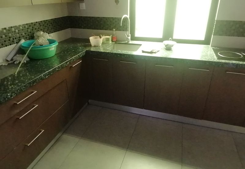 OUG/Taman Yarl 3 Storey Bungalow For Sale