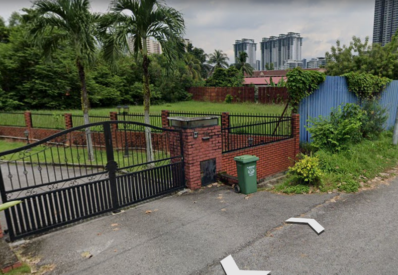 OUG/Taman Yarl Bungalow Lot For Sale