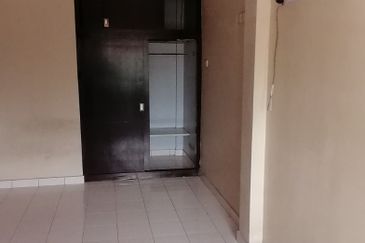 OUG/Villa OUG Townhouse For Sale